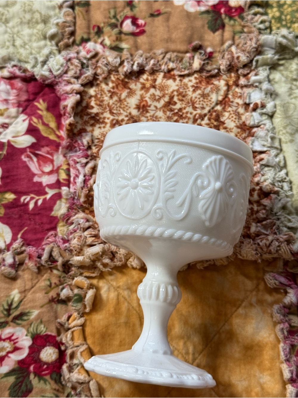 White Vintage-Style Pedestal Milk Glass Compote